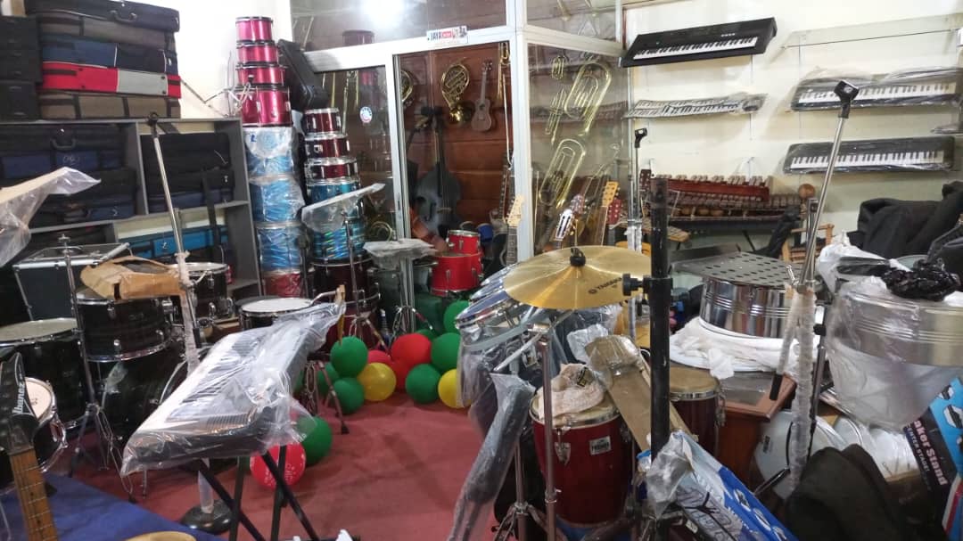 La boutique d'instruments de musique